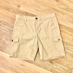 Women’s Eddie Bauer Hiking Shorts - Size 6